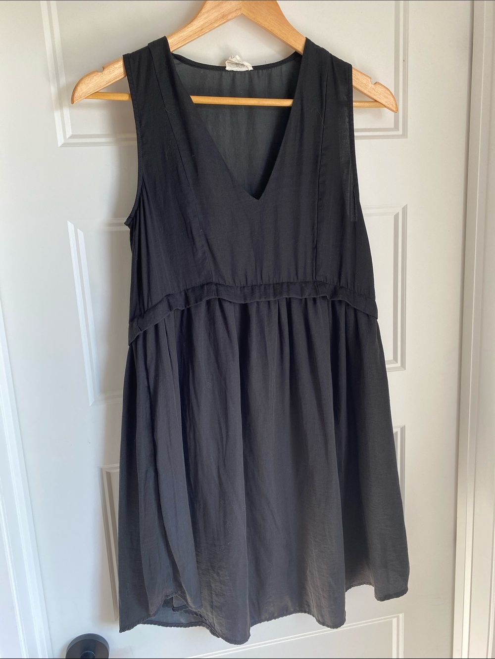 Black Sleeveless V-Neck Women’s Dress